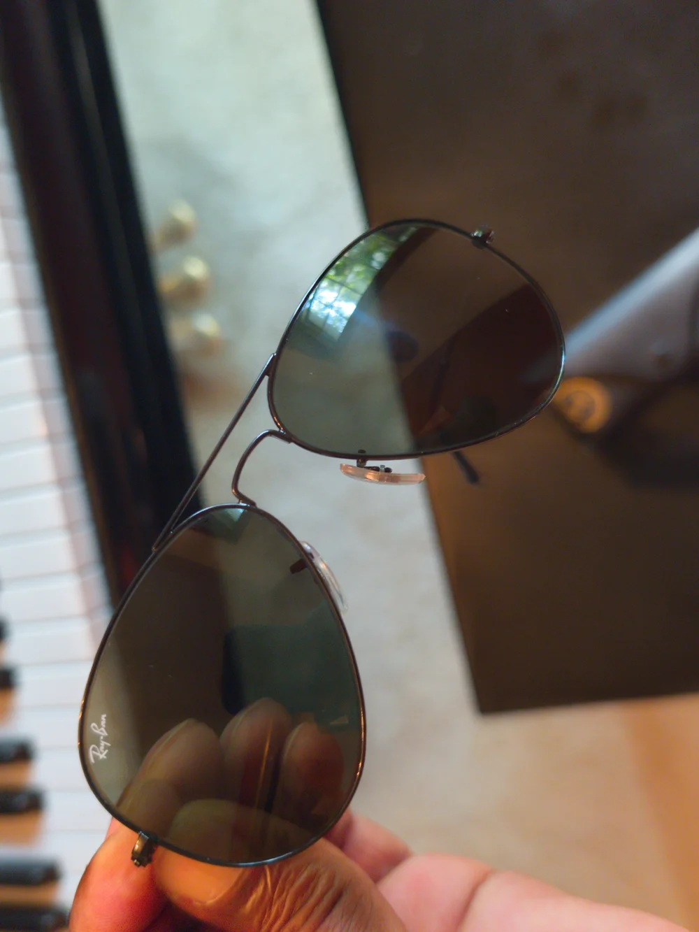Ray-Ban Men’s Black Aviator Sunglasses